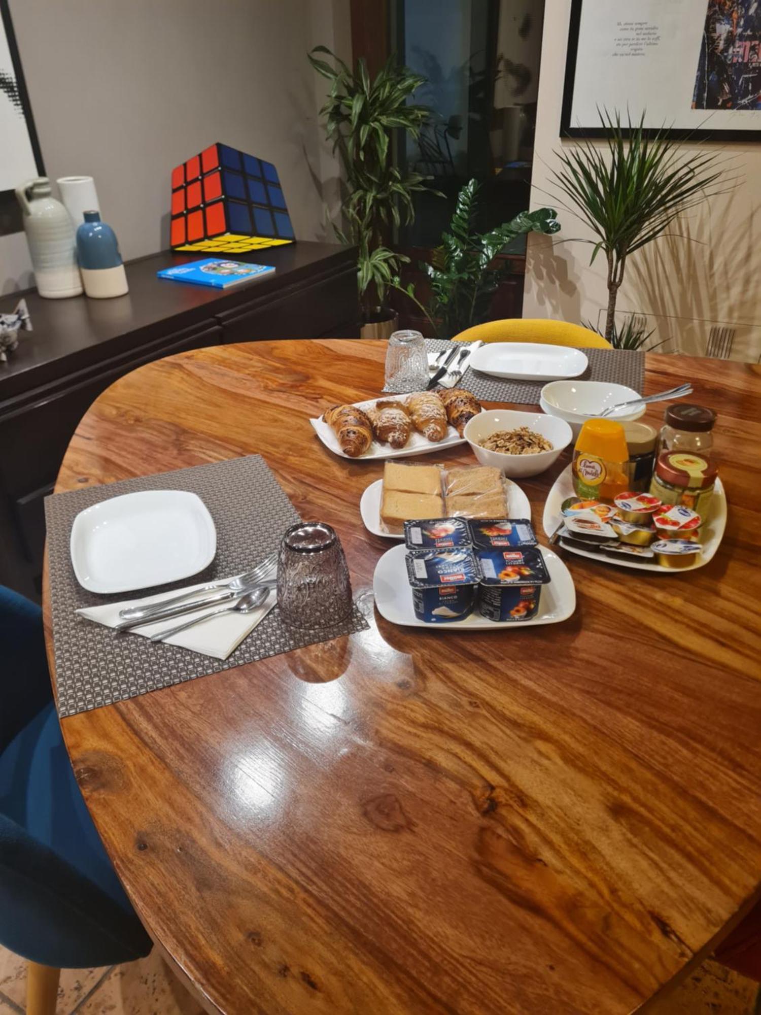 Manfredi Ristorante Con Alloggio Romentino Εξωτερικό φωτογραφία